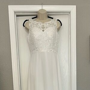 Elegant White Lace Gown